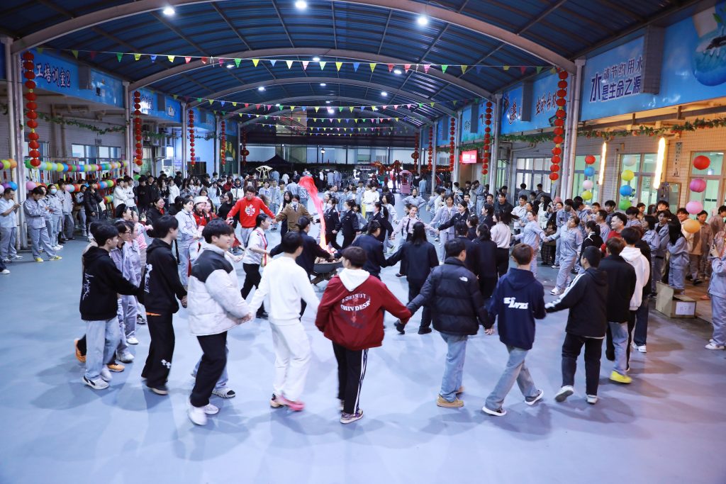 23 1024x683 - 灯火万家，情满元宵 | 光弘科技元宵喜乐会欢乐举行