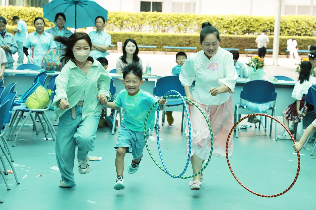 2 1024x683 - DBG Mother's Day Theme Activity Warm Review